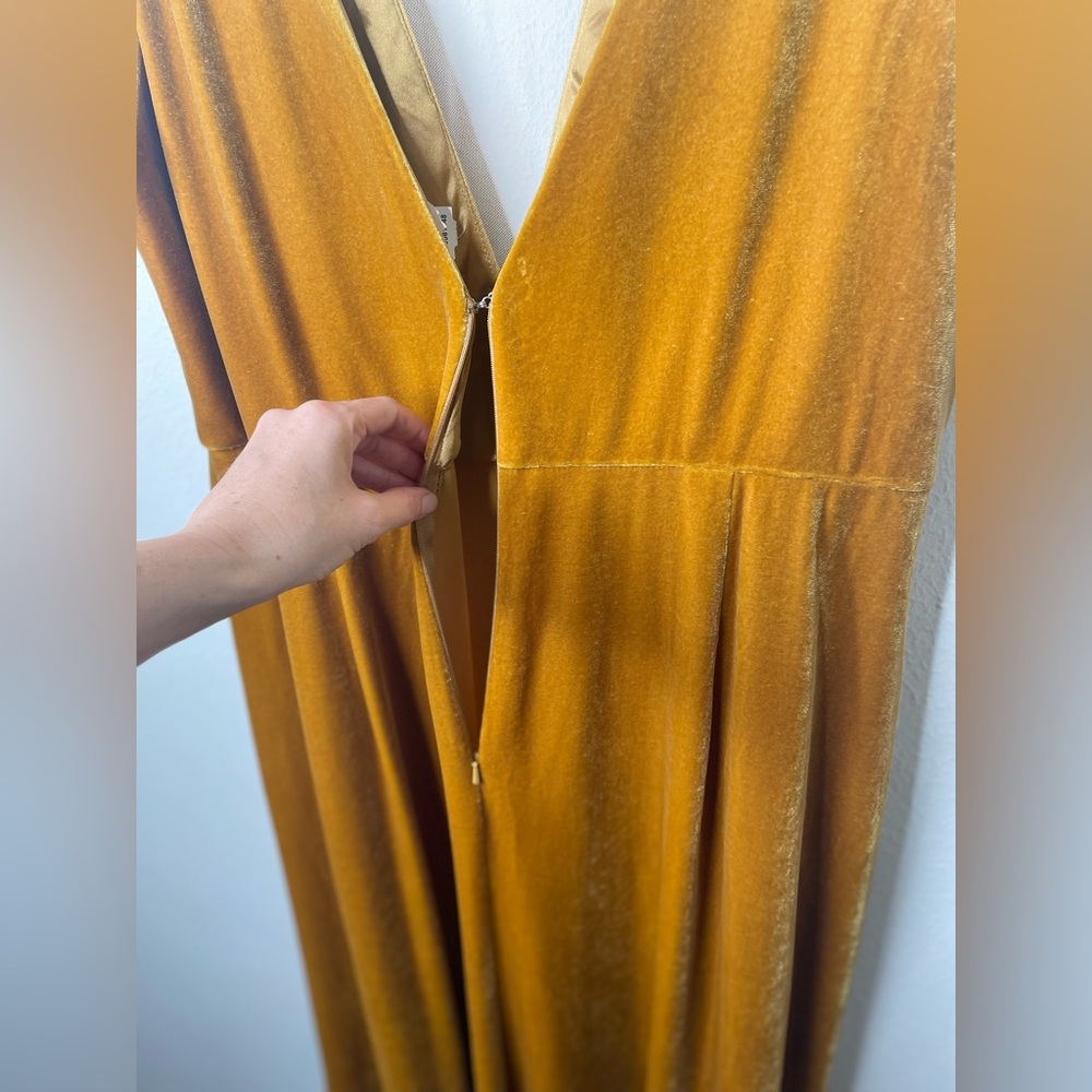 Jenny Yoo Velvet Logan Dress Size 20 Marigold - Picture 8 of 9